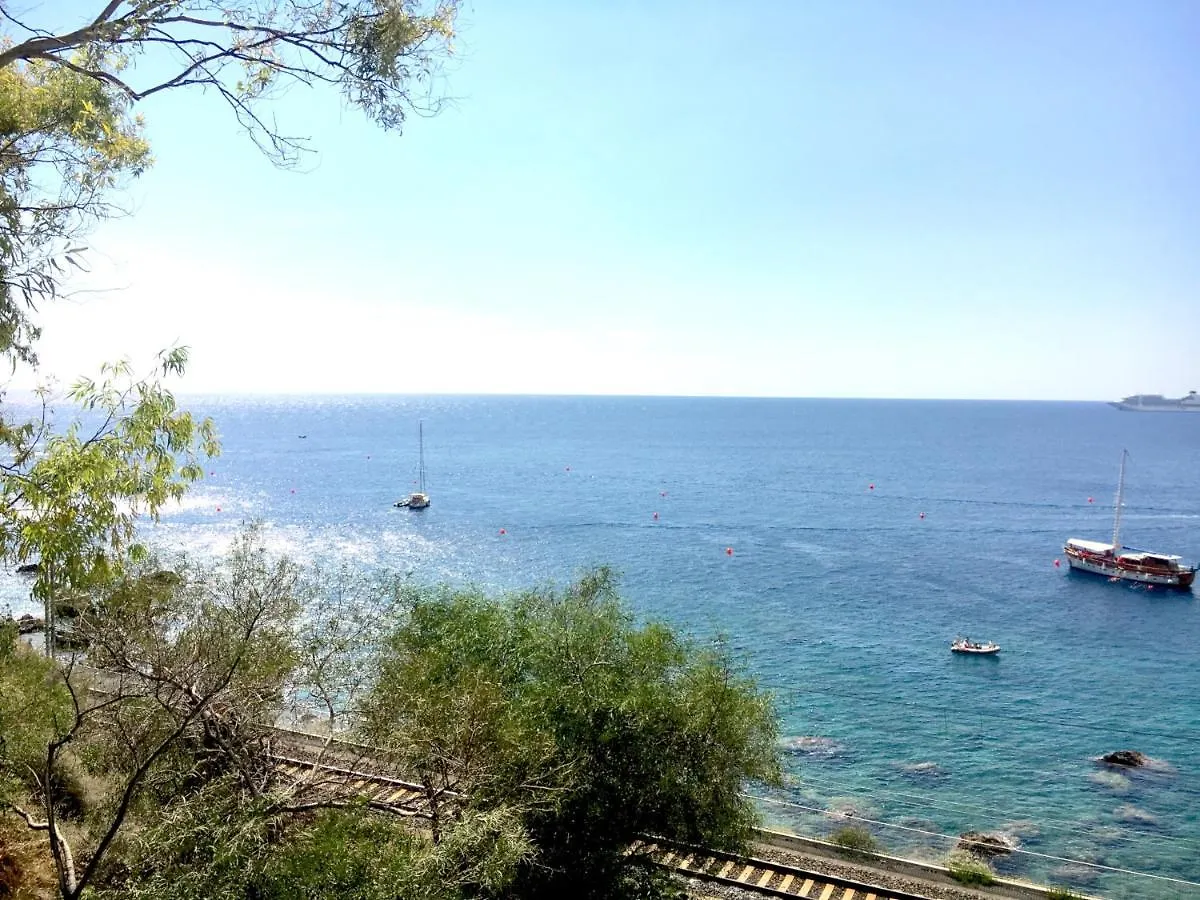 Beach Apartment Taormina Itália